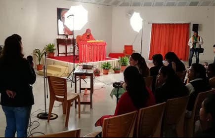 Interactive Session With Swami Nirviseshananda Tirthaji