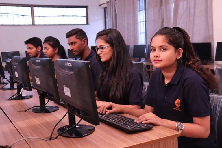 COMPUTER LABS